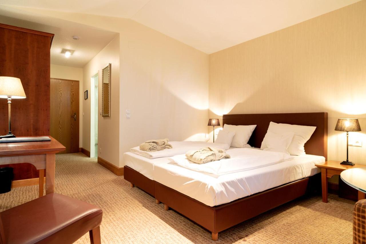 Waldhotel Tannenhaeuschen Wesel  Luaran gambar